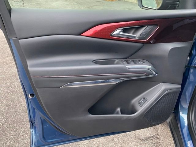 Used 2024 Chevrolet Traverse Z71 image 12