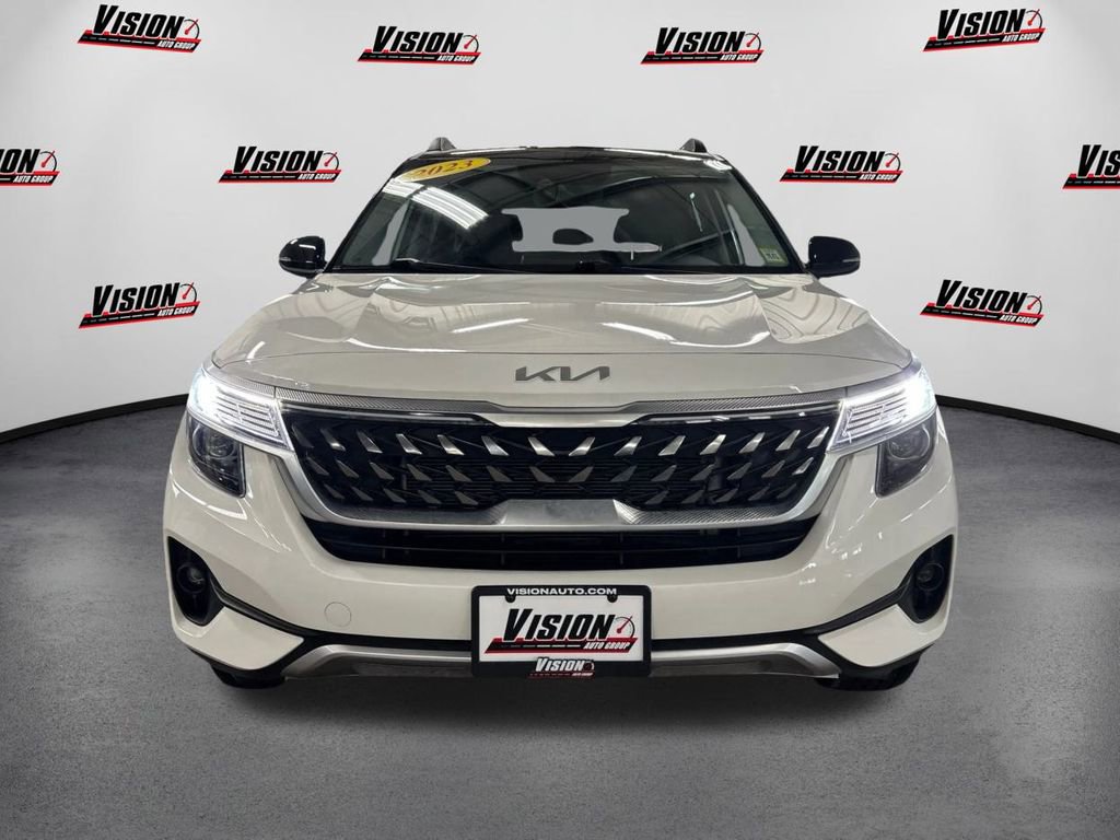 Certified 2023 Kia Seltos Nightfall Edition image 2