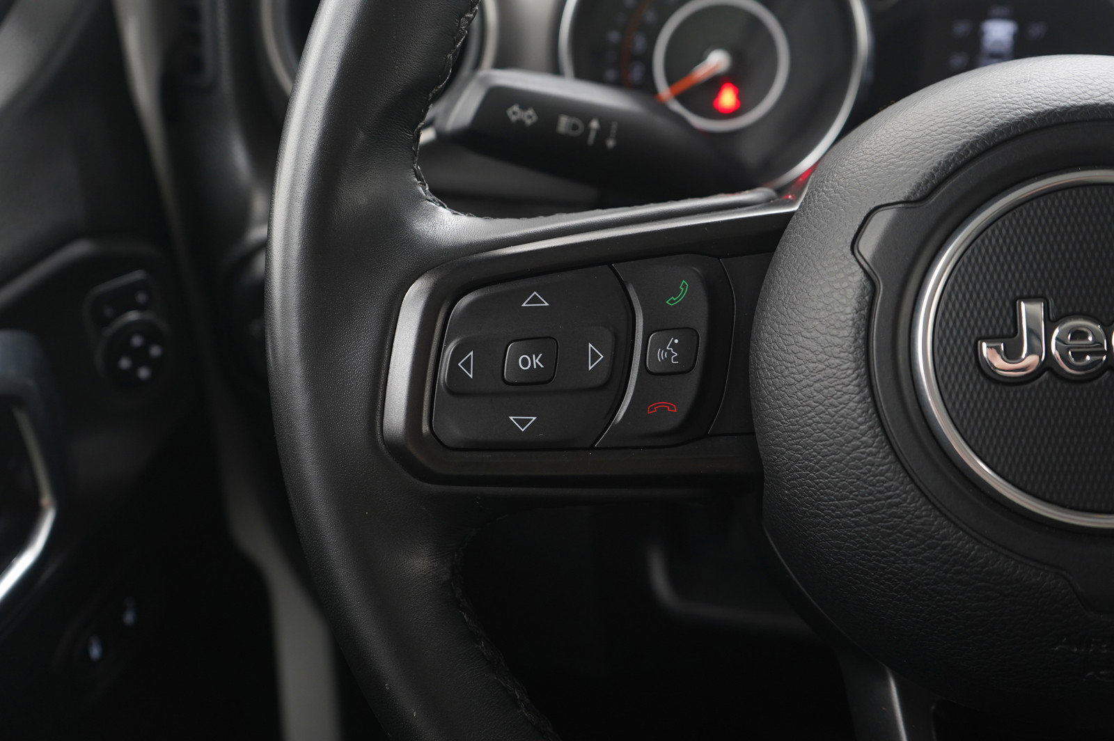 Used 2022 Jeep Wrangler Sport S image 24