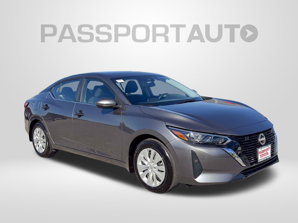 Used 2025 Nissan Sentra S FWD image 11