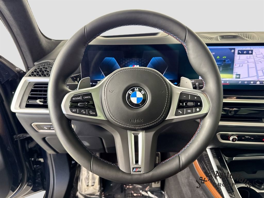 Used 2025 BMW X7 M60i AWD/4WD image 12