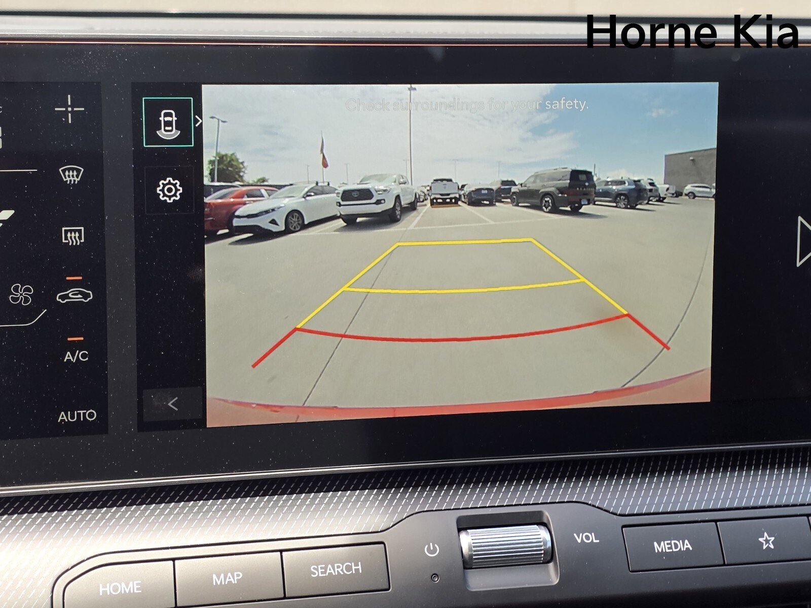 New 2025 Kia K4 GT-Line w/ GT-Line Sunroof Package image 16