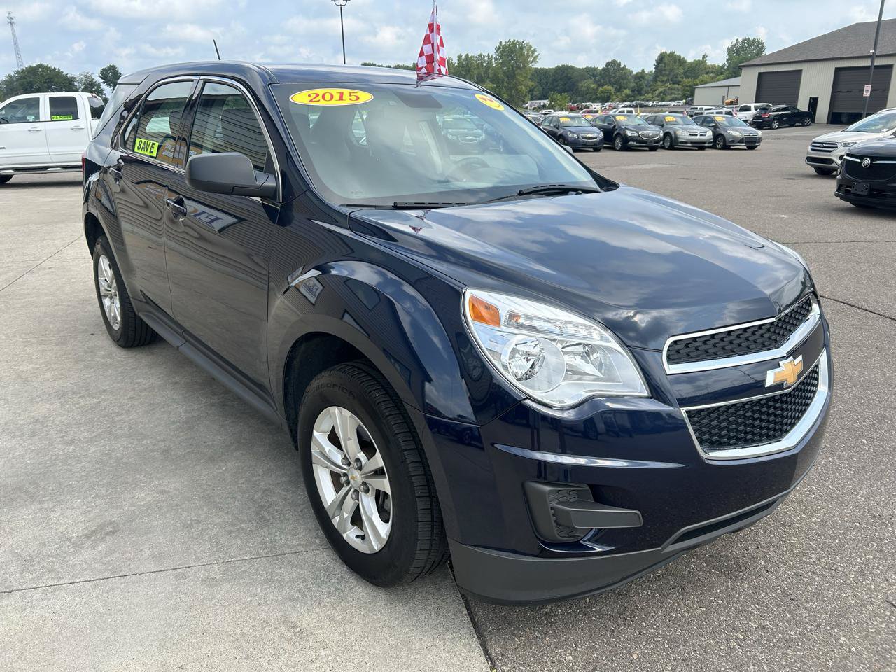 Used 2015 Chevrolet Equinox LS FWD image 3