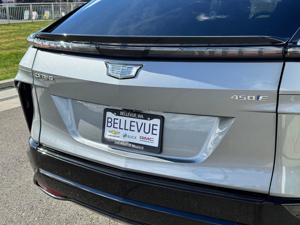 Used 2025 Cadillac Lyriq Sport image 13
