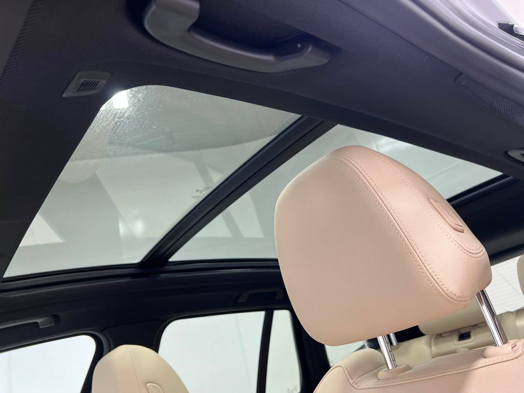 Used 2021 BMW X3 xDrive30e w/ Convenience Package AWD/4WD image 12