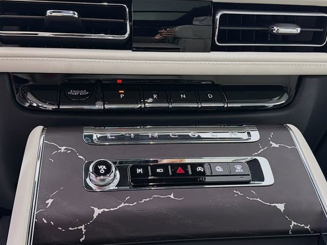 New 2026 Lincoln Aviator Black Label w/ Dynamic Handling Package image 17