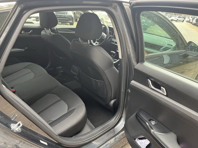Used 2021 Kia K5 LXS image 12