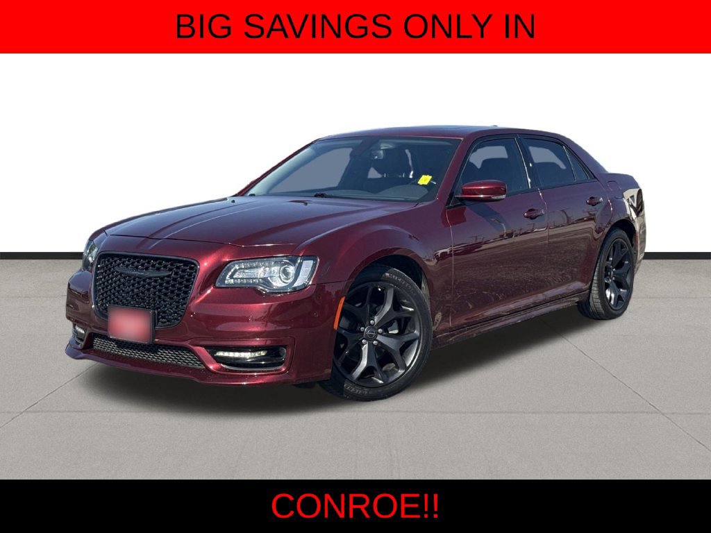 Used 2022 Chrysler 300 Touring L w/ Popular Equipment Group RWD image 1