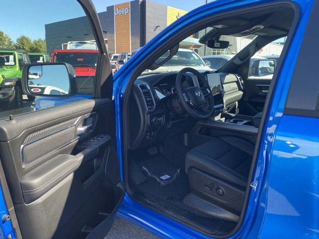 New 2026 RAM 1500 4x4 Crew Cab image 14