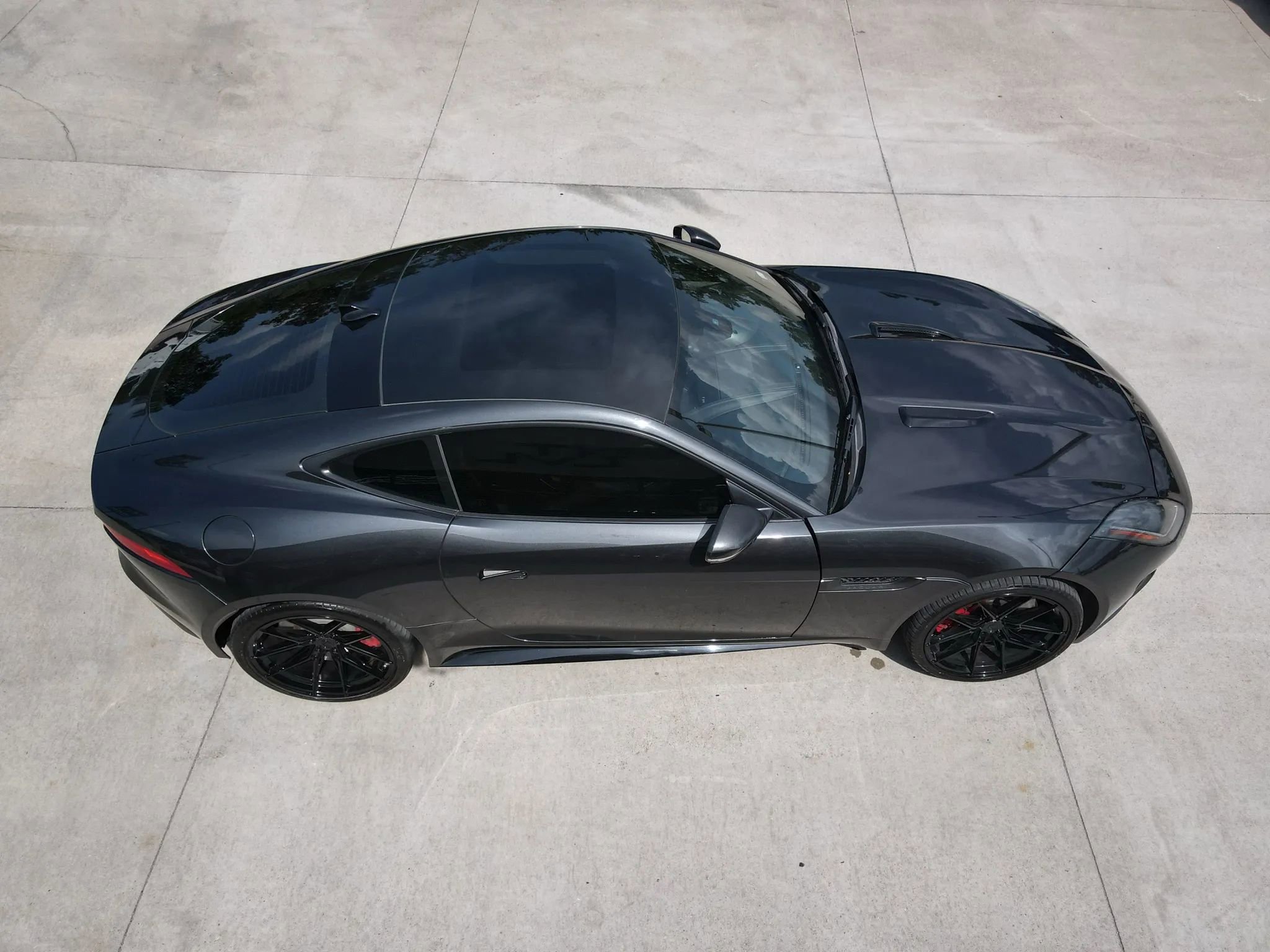 Used 2015 Jaguar F-TYPE R image 45