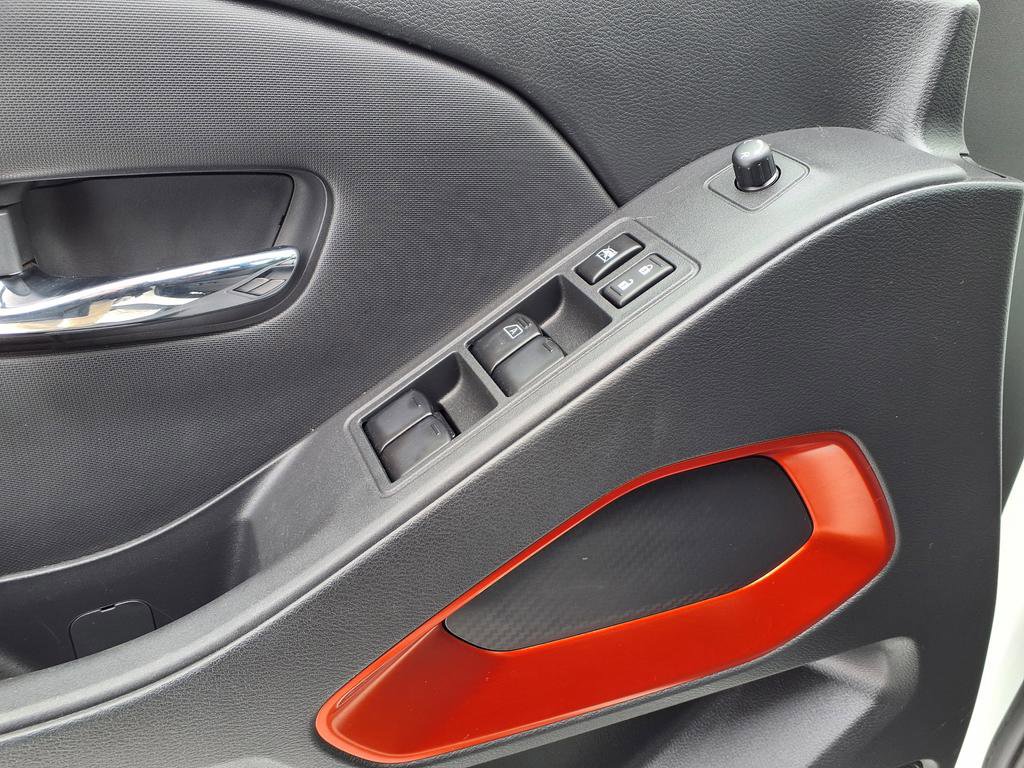 Used 2023 Nissan Frontier PRO-4X w/ Pro Convenience Package image 44