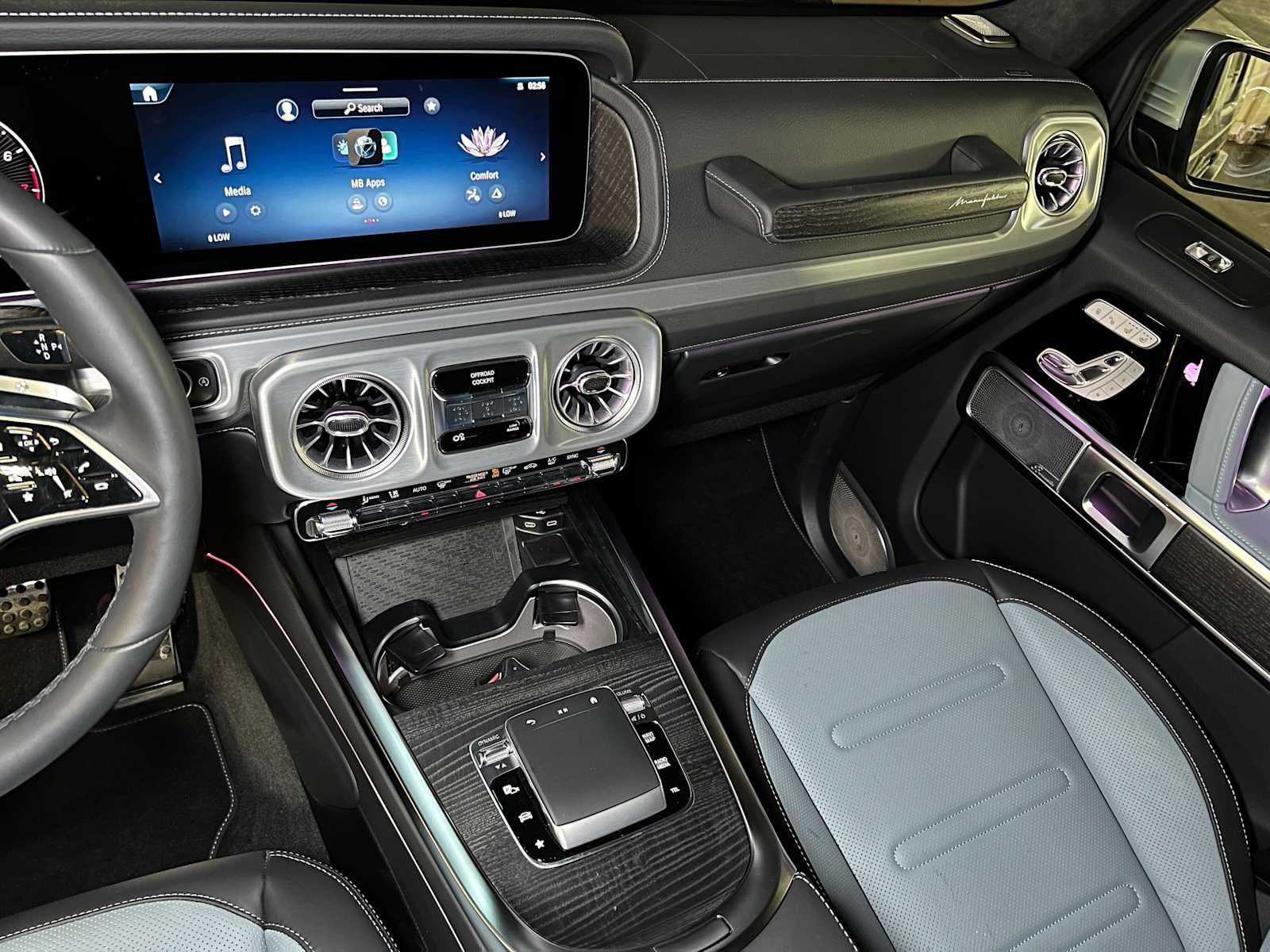 Certified 2025 Mercedes-Benz G 550 image 32