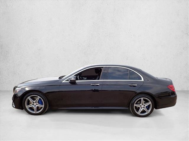Used 2017 Mercedes-Benz E 300 4MATIC image 2