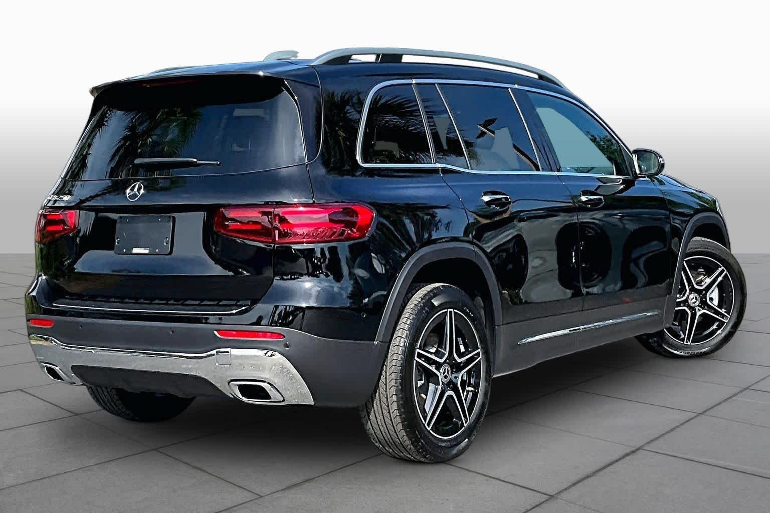 Used 2026 Mercedes-Benz GLB 250 image 13