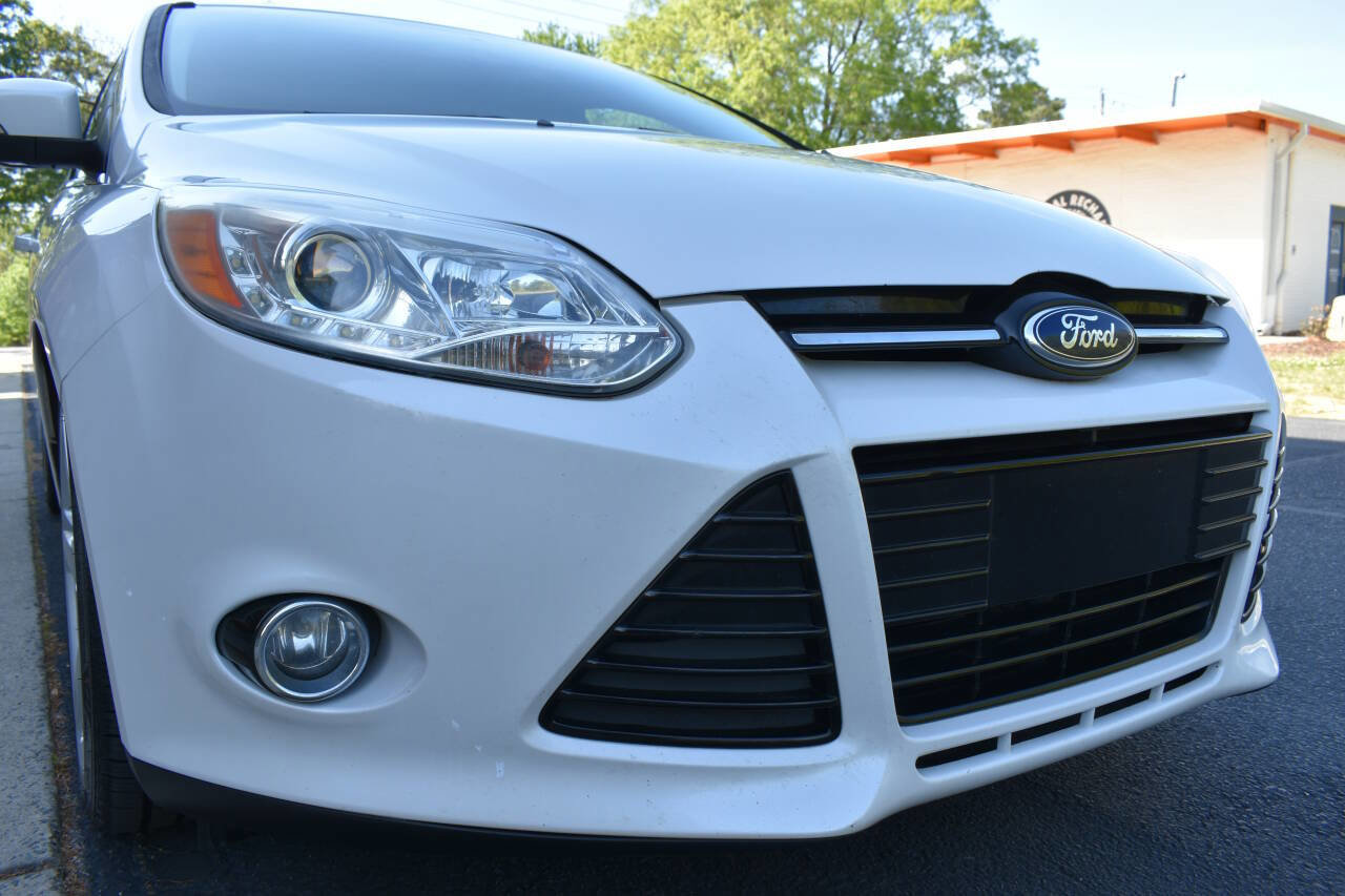 Used 2013 Ford Focus Titanium w/ Titanium Handling Pkg image 38