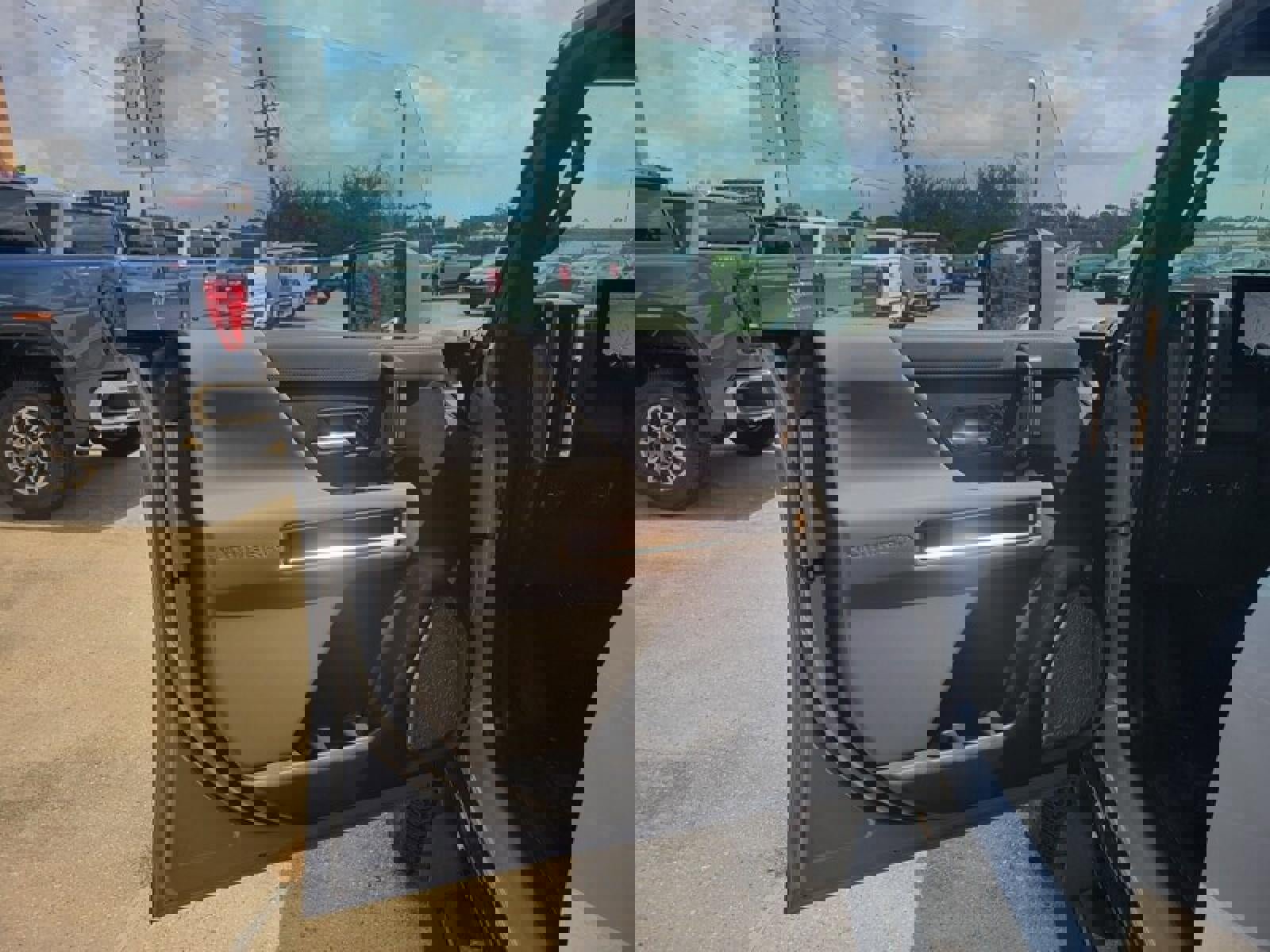 New 2025 GMC Hummer EV 2X image 13