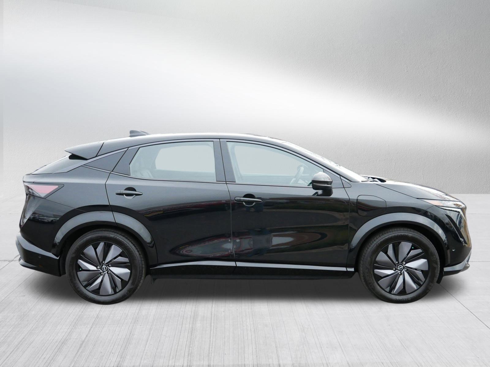 Used 2024 Nissan Ariya PLATINUM+ image 8