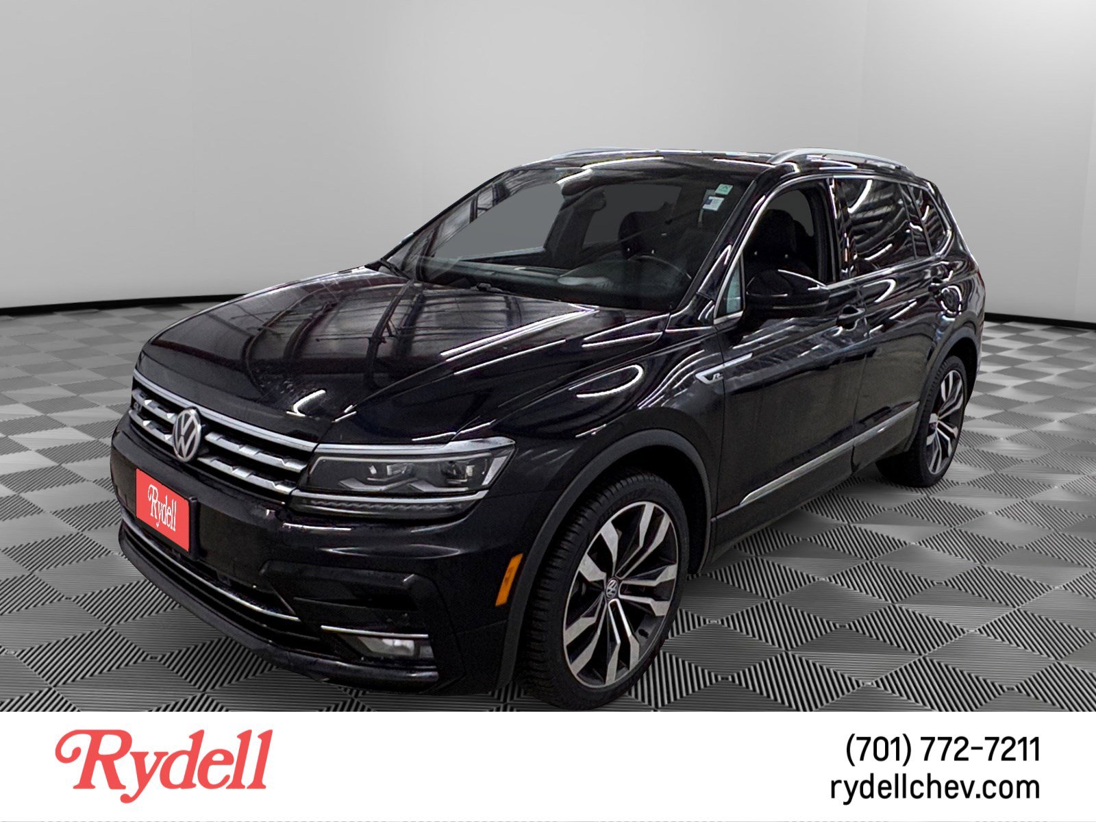 Used 2020 Volkswagen Tiguan SEL Premium R-Line w/ 3rd Row Seat Package image 1