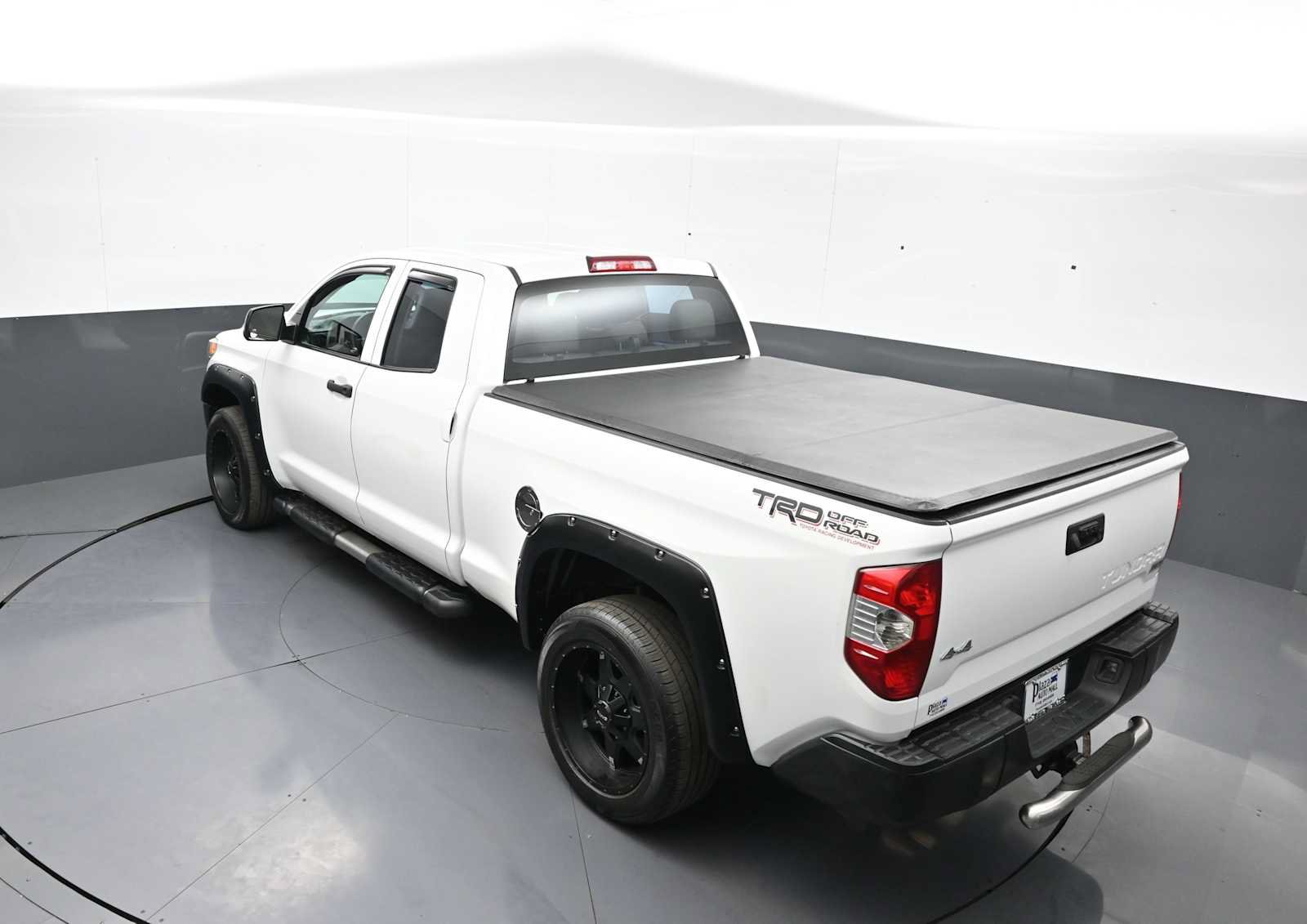 Used 2016 Toyota Tundra SR w/ Exterior Package AWD/4WD image 38