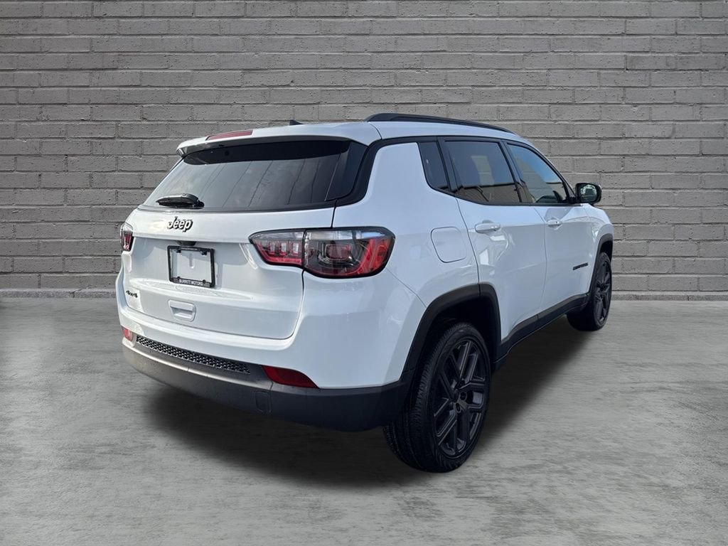 New 2026 Jeep Compass Latitude AWD/4WD image 9