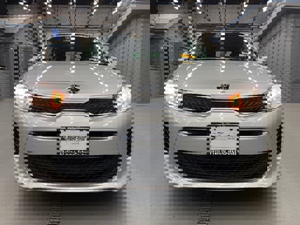 Used 2020 Kia Rio LX image 2