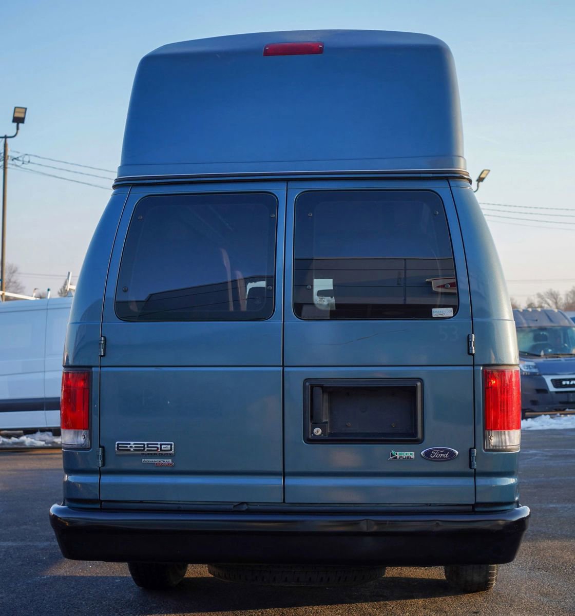 Used 2014 Ford E-350 and Econoline 350 Extended Super Duty w/ Power Group RWD image 5