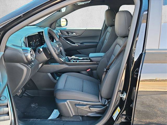 New 2027 Chevrolet Equinox LT w/ Safety and Technology Package FWD image 4
