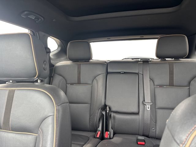 Used 2022 Chevrolet Blazer Premier w/ Enhanced Convenience Package AWD/4WD image 13