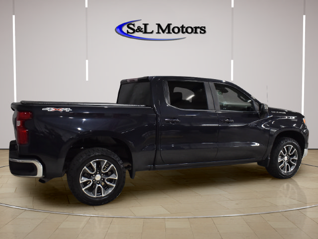 Used 2023 Chevrolet Silverado 1500 LT AWD/4WD image 10