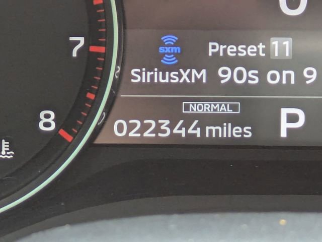 Used 2022 Mitsubishi Outlander SE image 32