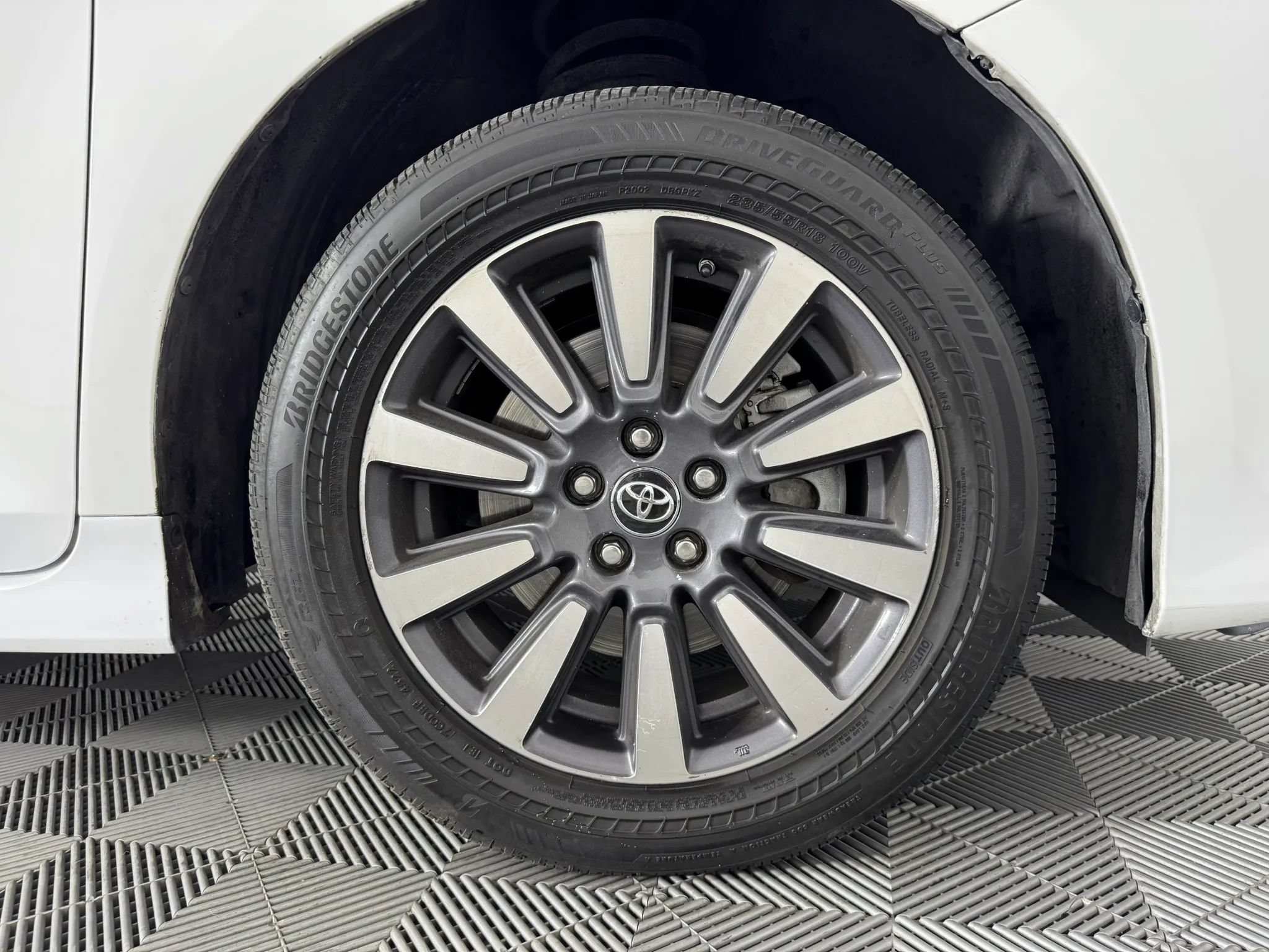 Used 2019 Toyota Sienna LE AWD/4WD image 44