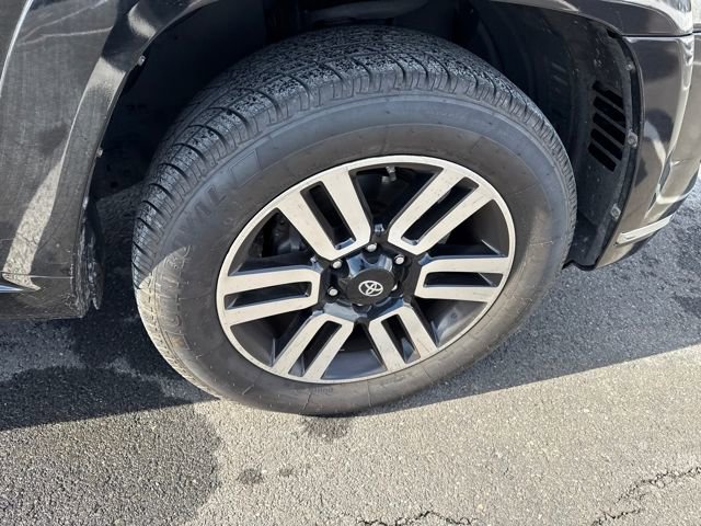 Used 2018 Toyota 4Runner Limited image 11