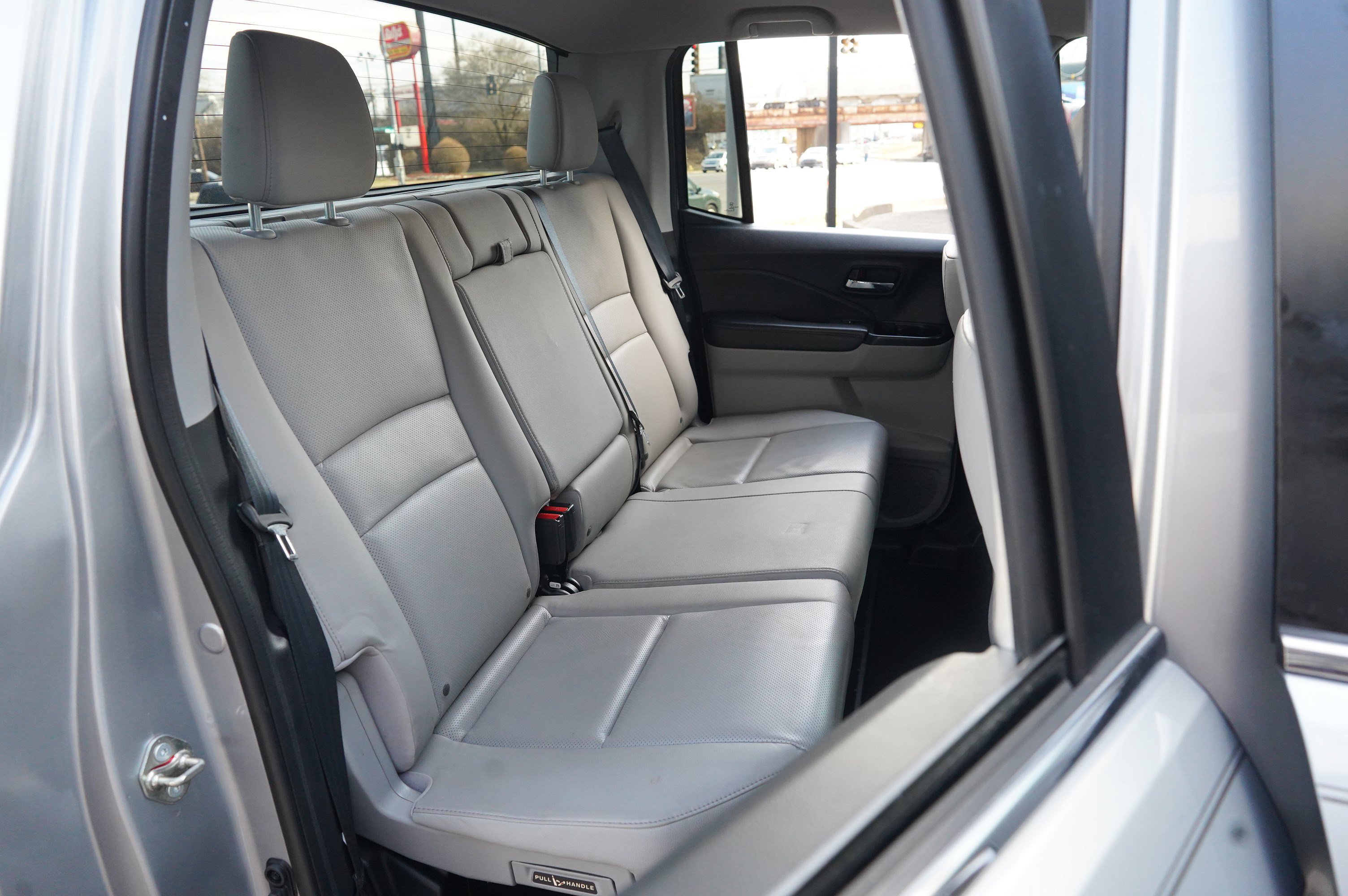 Used 2018 Honda Ridgeline RTL-T image 32