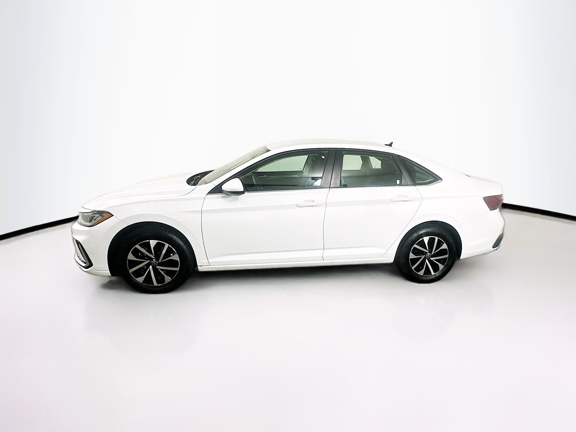 Used 2025 Volkswagen Jetta S FWD image 4