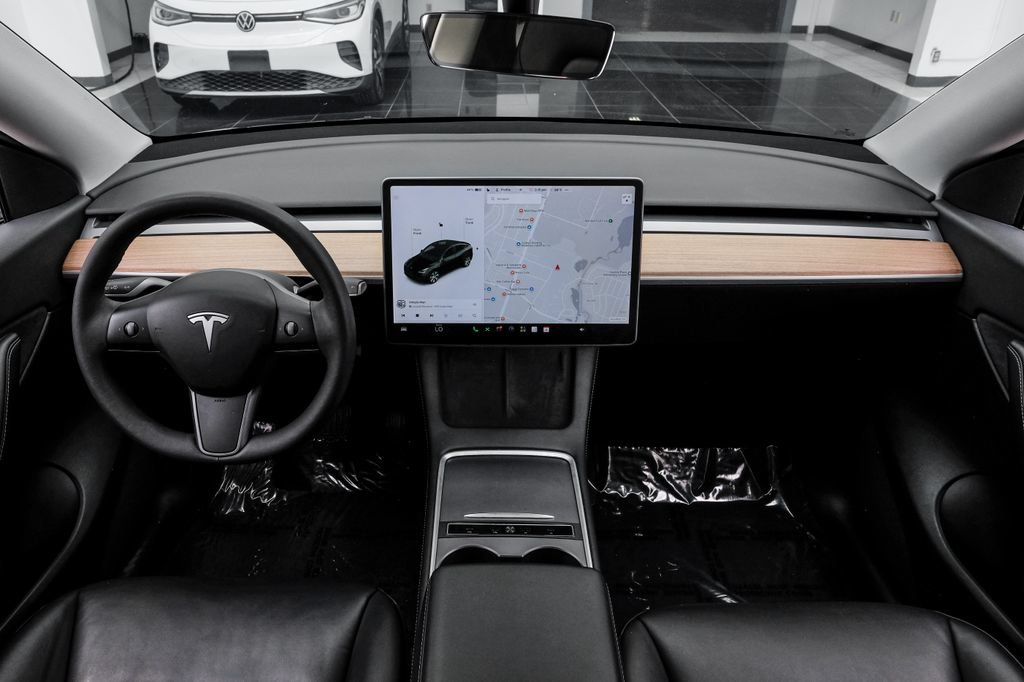 Used 2021 Tesla Model Y Long Range AWD/4WD image 14