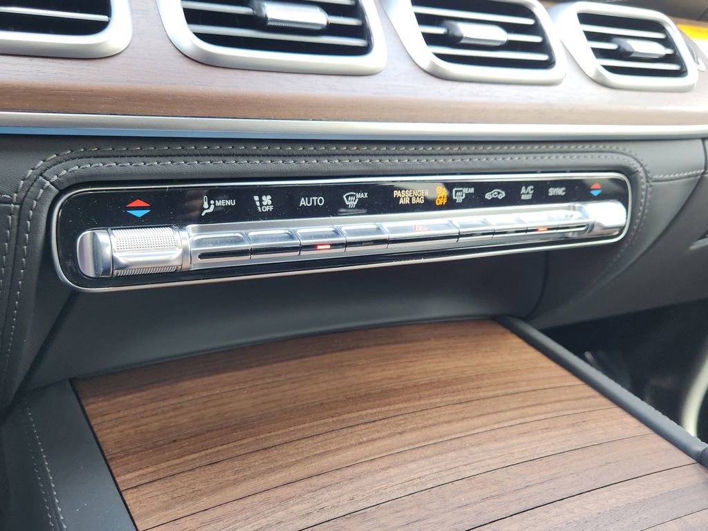 Used 2025 Mercedes-Benz GLE 53 AMG 4MATIC Coupe image 18