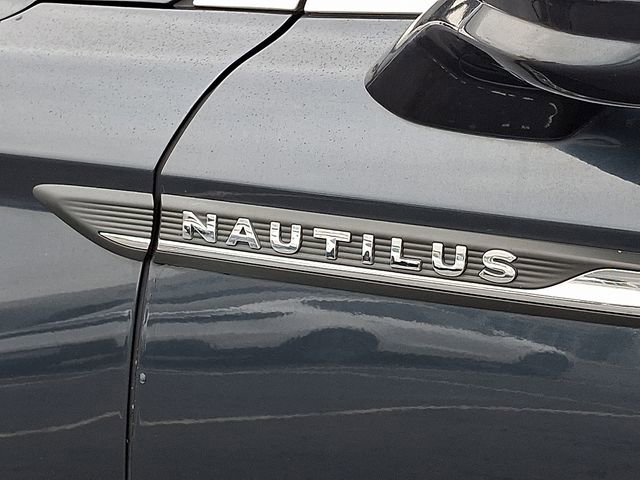 Used 2022 Lincoln Nautilus FWD image 31
