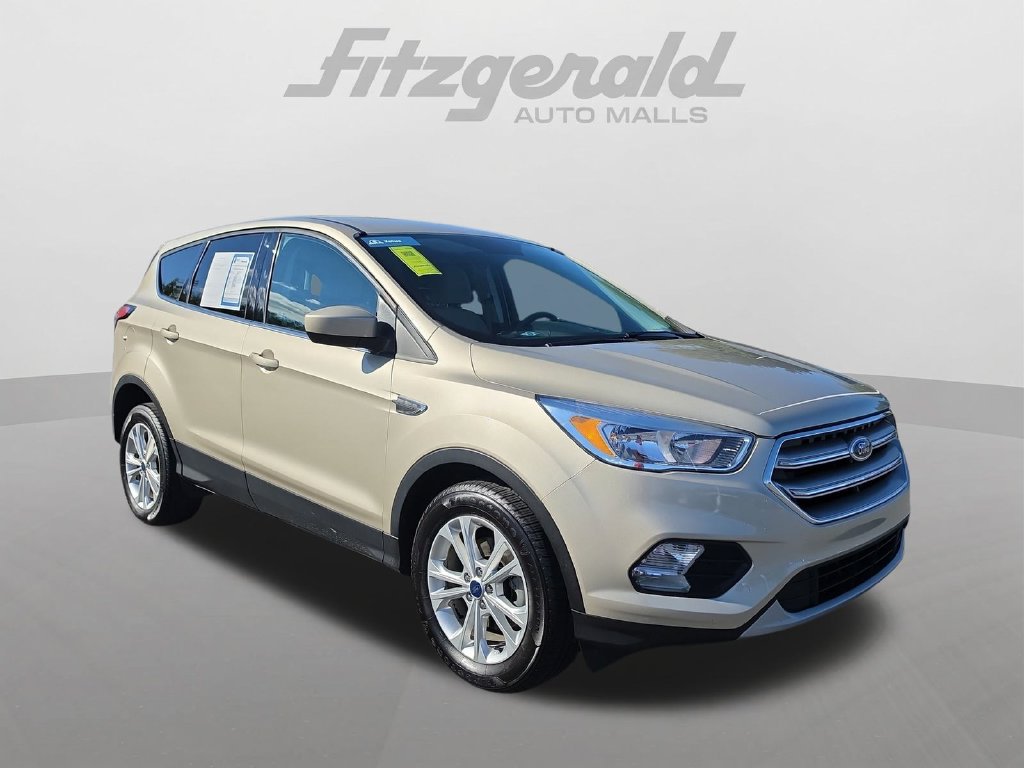 Used 2017 Ford Escape SE