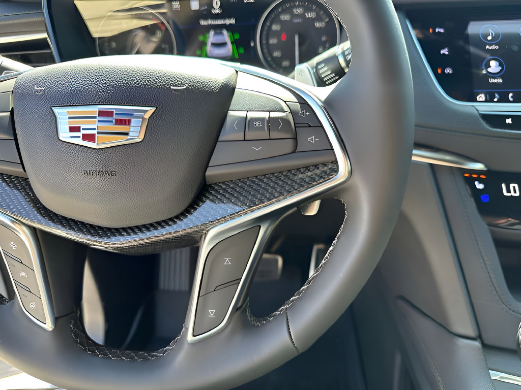 New 2026 Cadillac XT5 Sportv w/ LPO, Onyx Lite Package AWD/4WD image 35