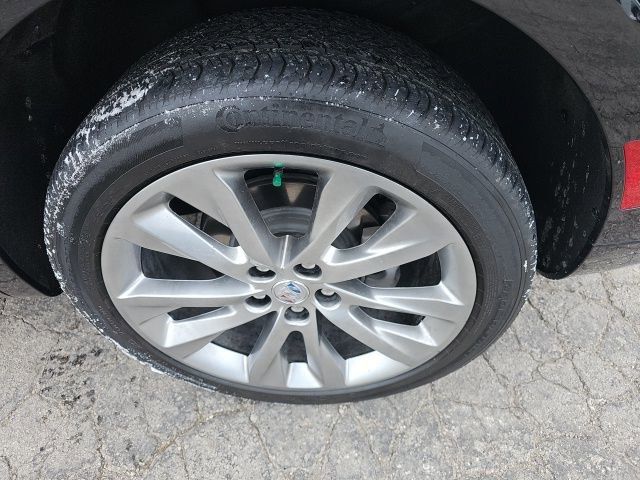 Used 2023 Buick Envision Avenir AWD/4WD image 34