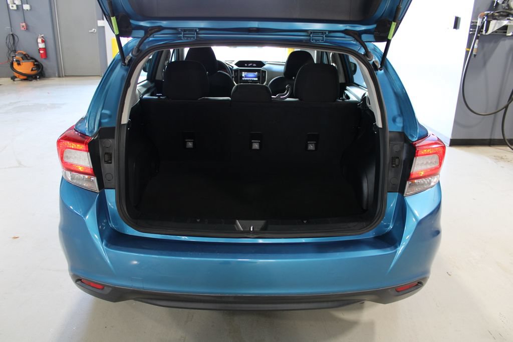 Used 2017 Subaru Impreza 2.0i AWD/4WD image 17