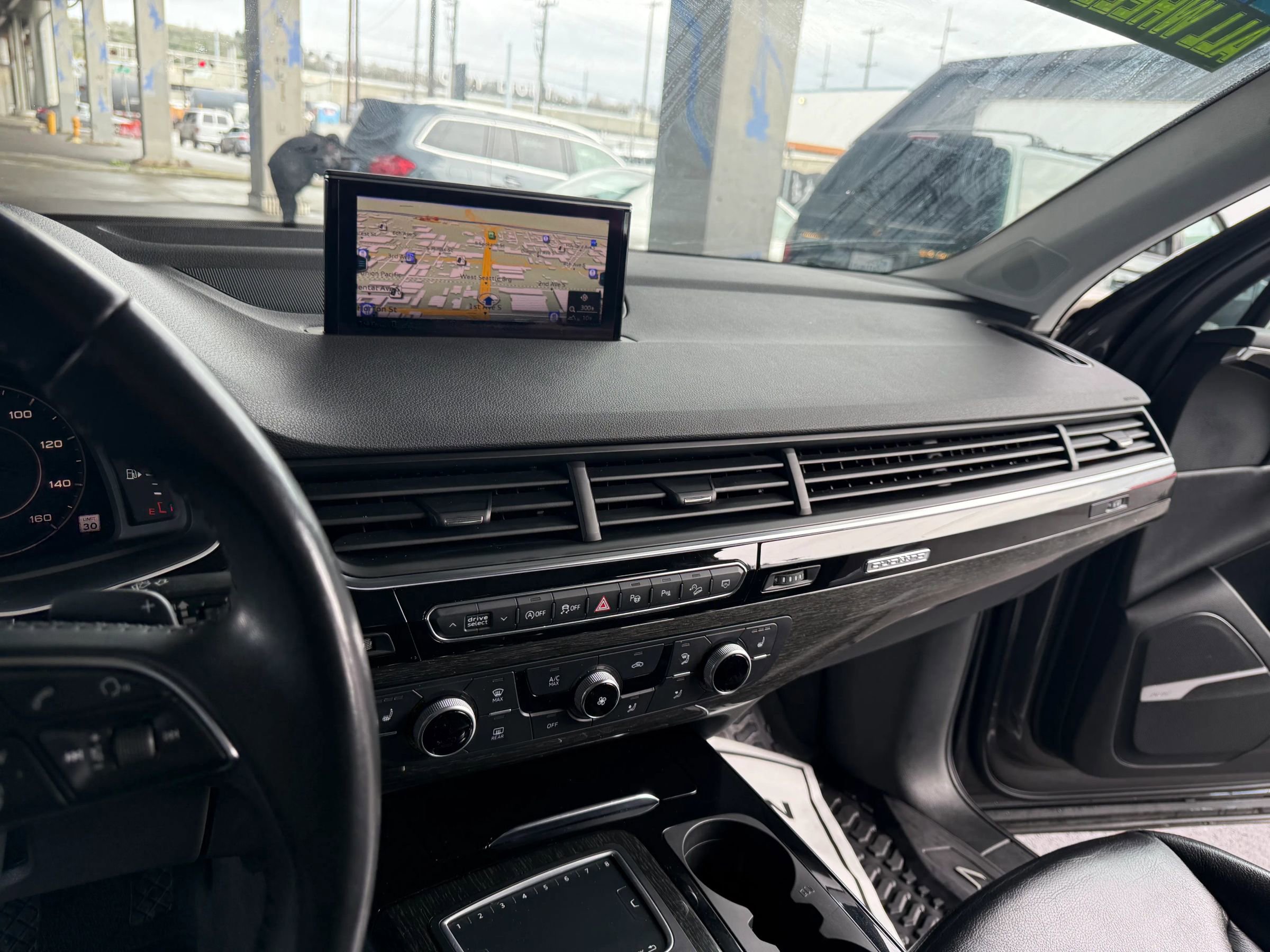 Used 2019 Audi Q7 3.0T Premium Plus w/ Premium Plus Package image 10
