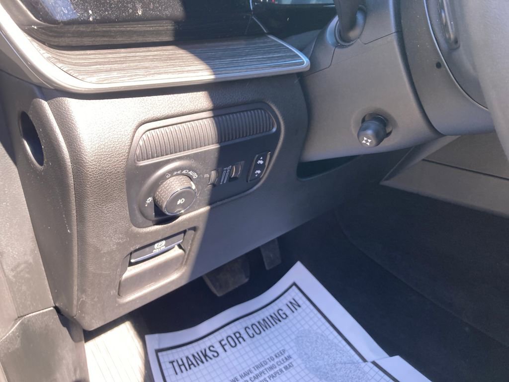 Used 2022 Jeep Wagoneer Series III AWD/4WD image 17