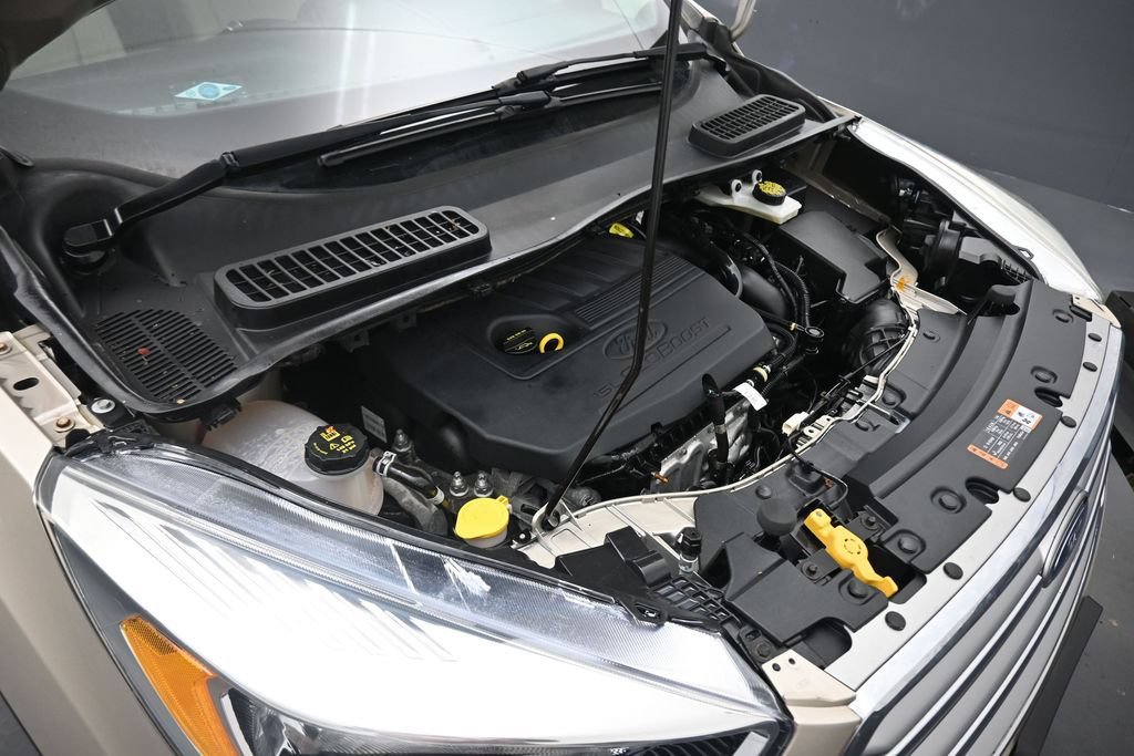 Used 2017 Ford Escape SE AWD/4WD image 47
