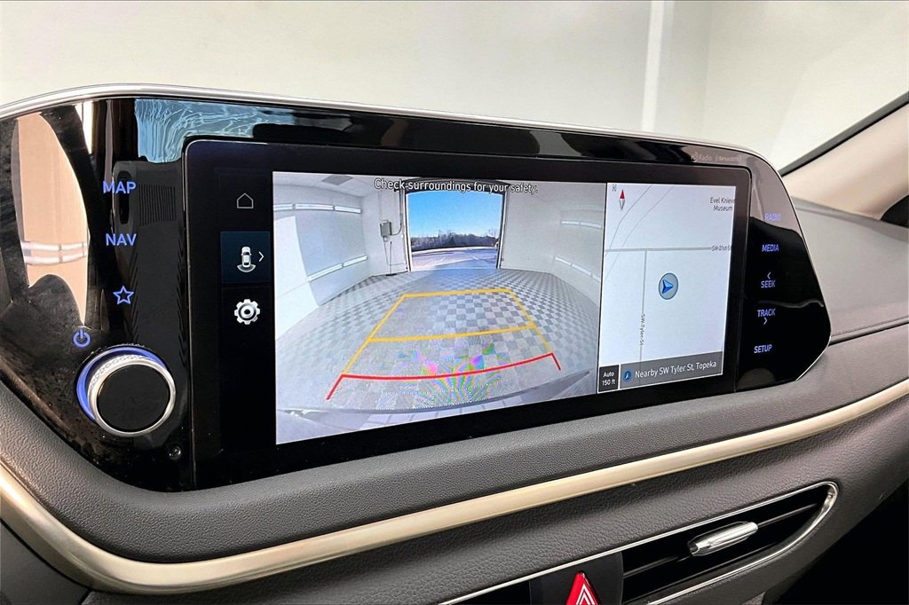 Used 2023 Hyundai Sonata SEL w/ Cargo Package image 21