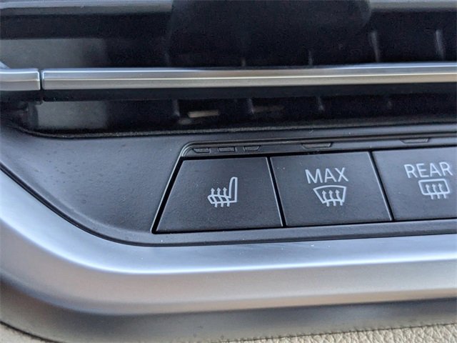 Used 2021 BMW 330e image 25