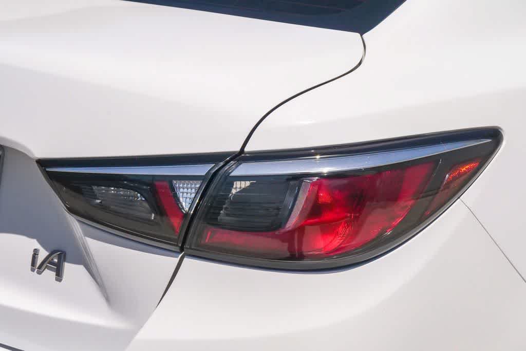 Used 2016 Scion iA FWD image 10