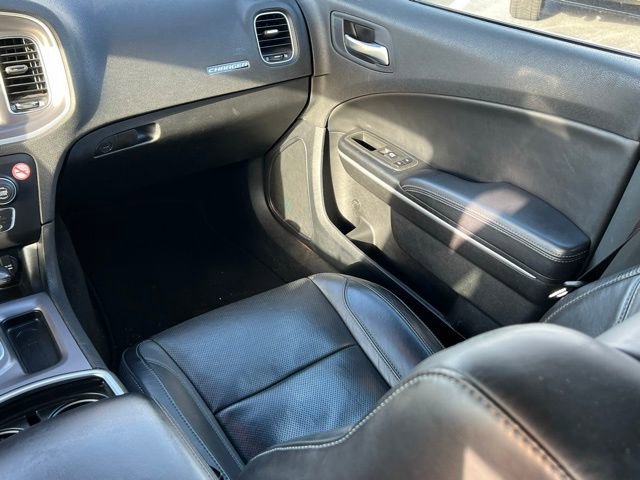 Used 2022 Dodge Charger SXT w/ Leather Interior Group image 16