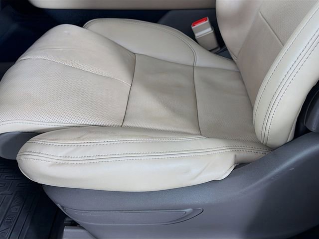 Used 2022 Lincoln Navigator Reserve AWD/4WD image 23