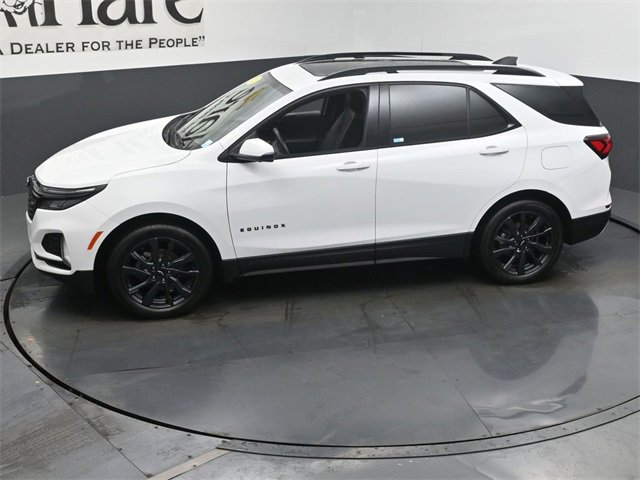 Used 2024 Chevrolet Equinox RS w/ RS Leather Package image 57